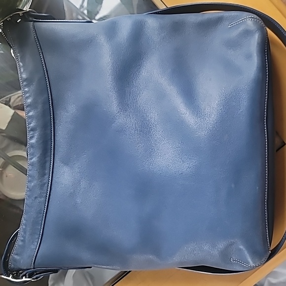 Vintage Coach Slim Legacy Blue Leather Duffle - Picture 4 of 11